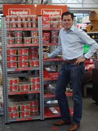 Manuel Goossens Manuel Goossens bij zijn hupple display